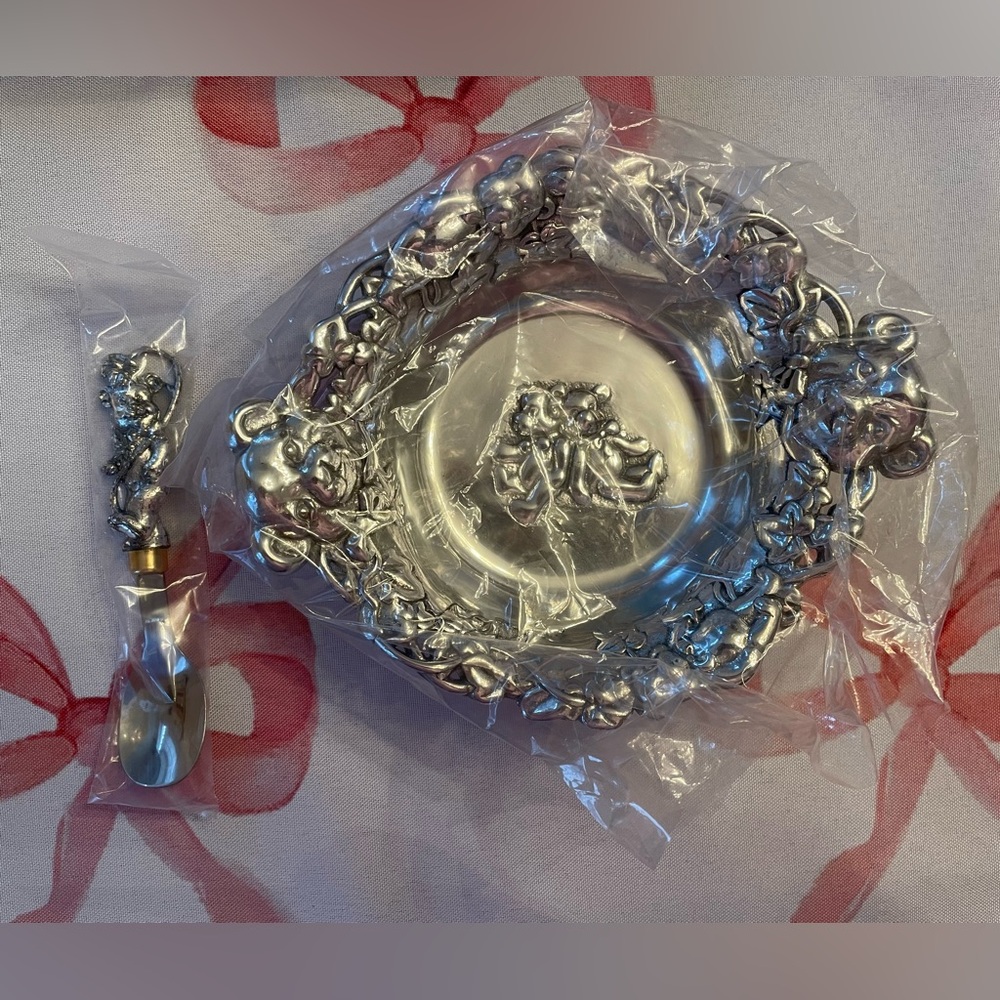 New in Box Arthur Court Teddy Bowl and Spoon